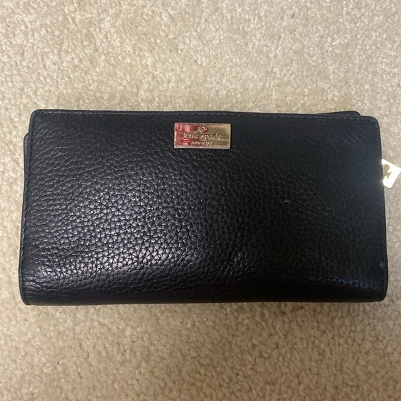 Kate Spade Black Wallet - Picture 2 of 5